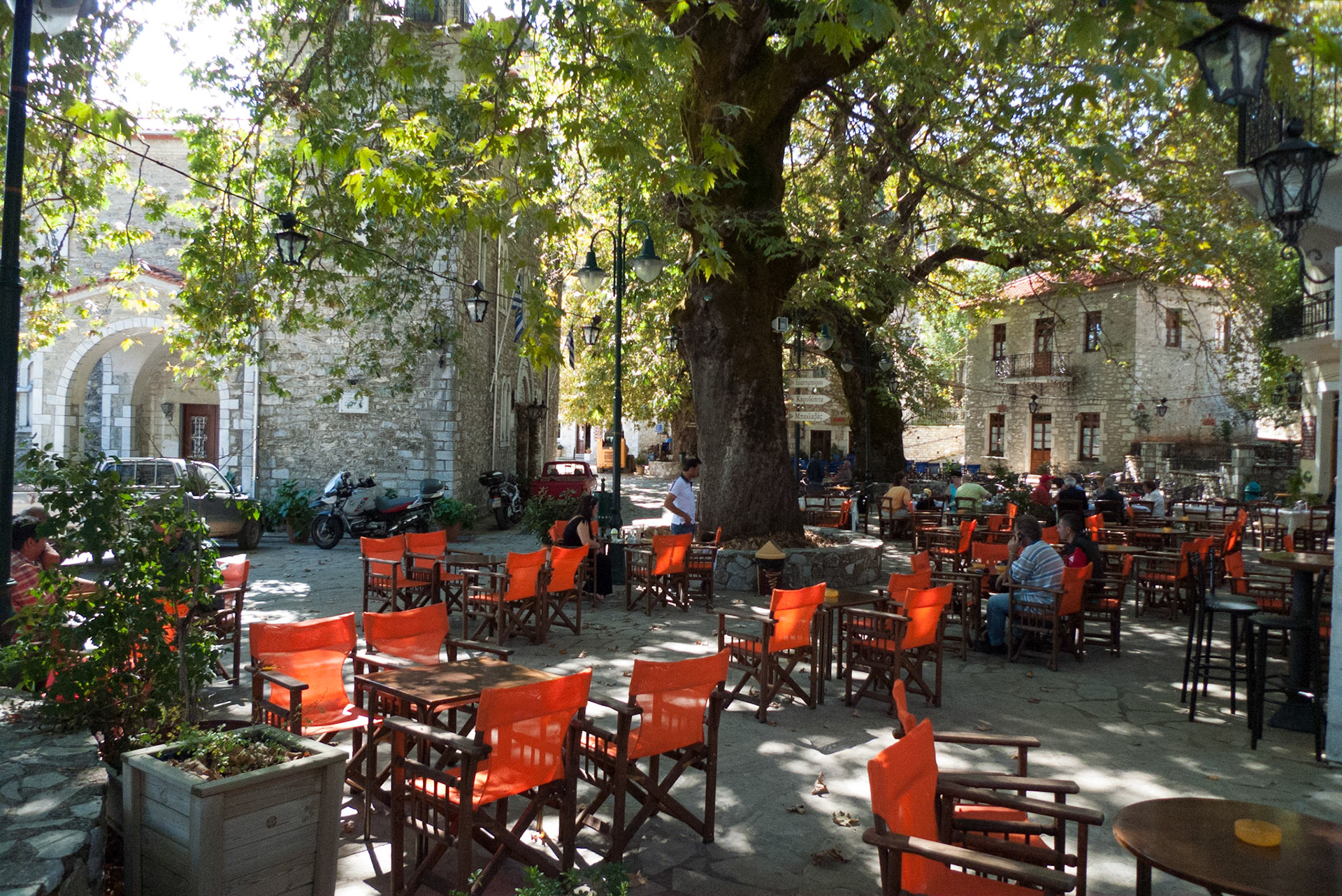 Komas: Best Square in Pelponnese