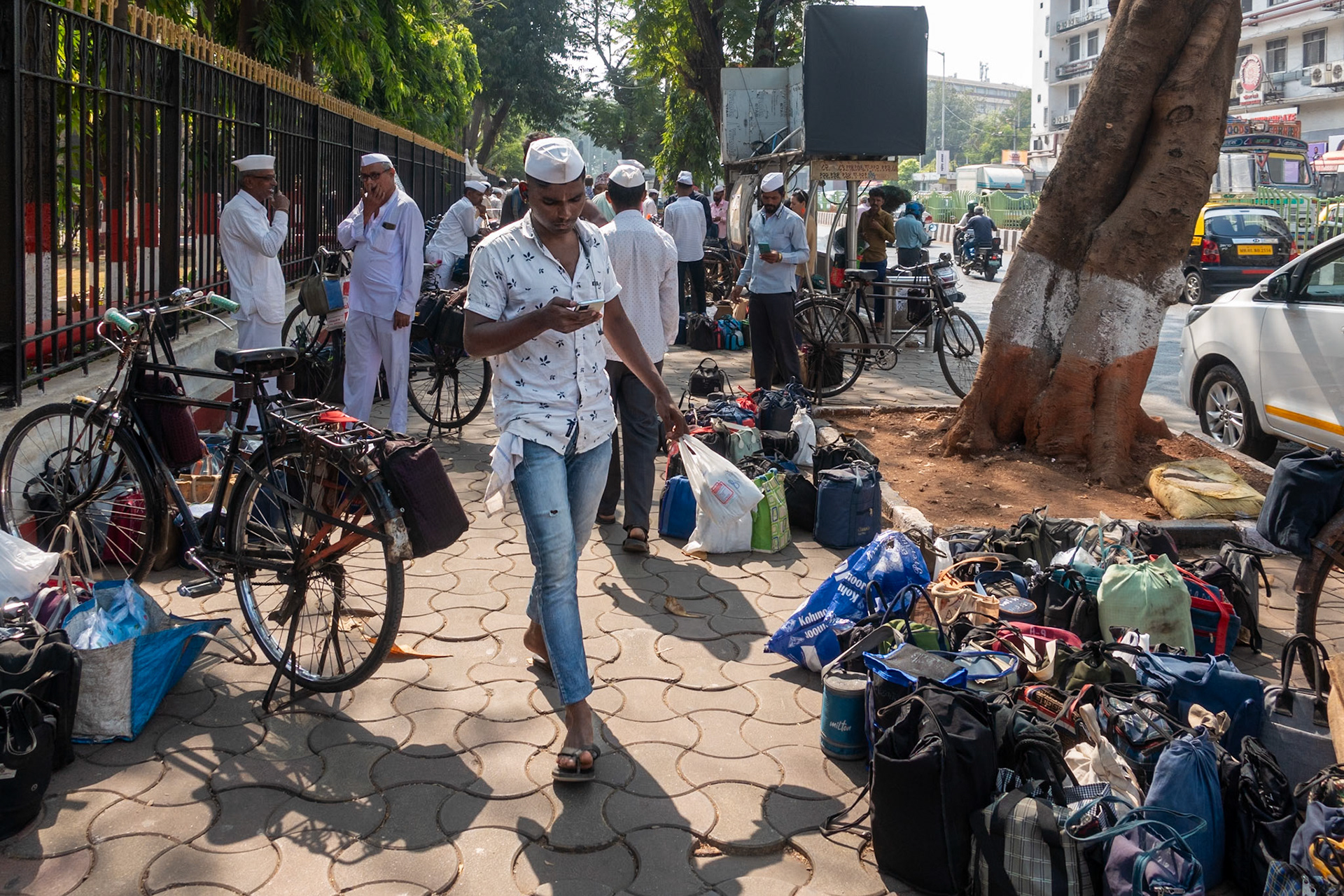 Mumbai: Dabbawallahs - Lunches delivered from houses to offices