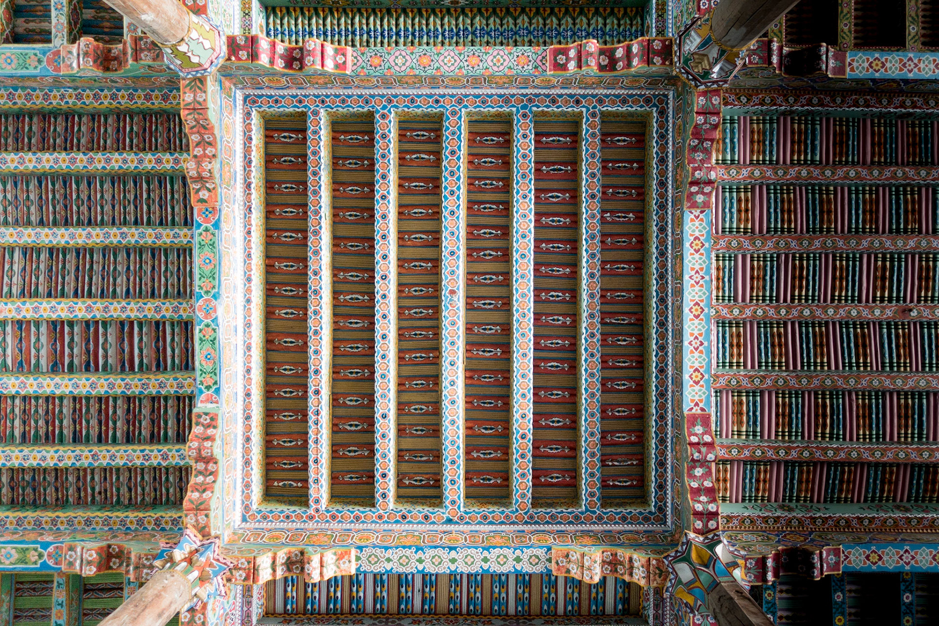 Khojand: Sheik Massal al-Din Complex - Ceiling