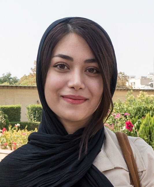 Shiraz: Edam Gardens