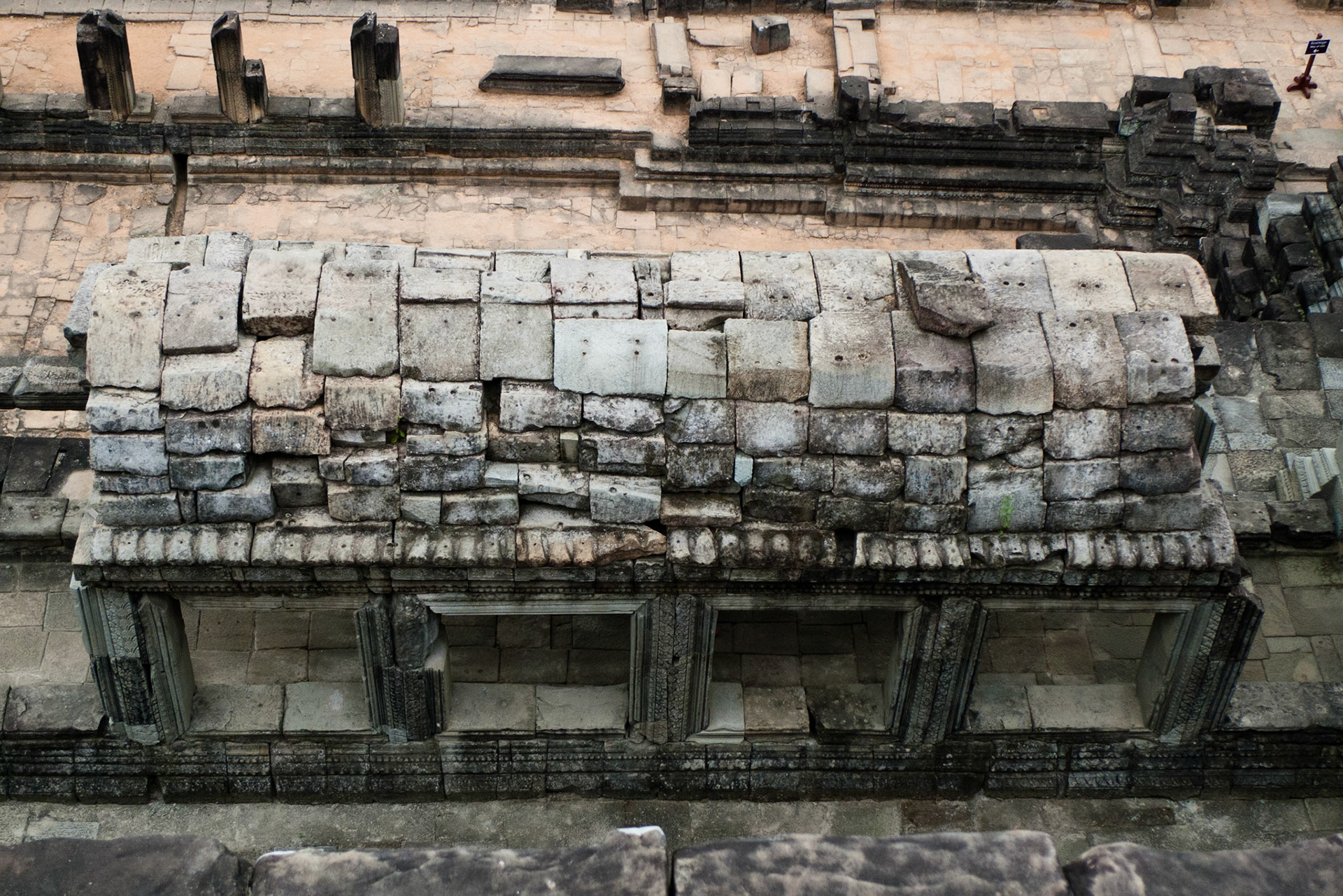 Baphon: Corbelling - from above.