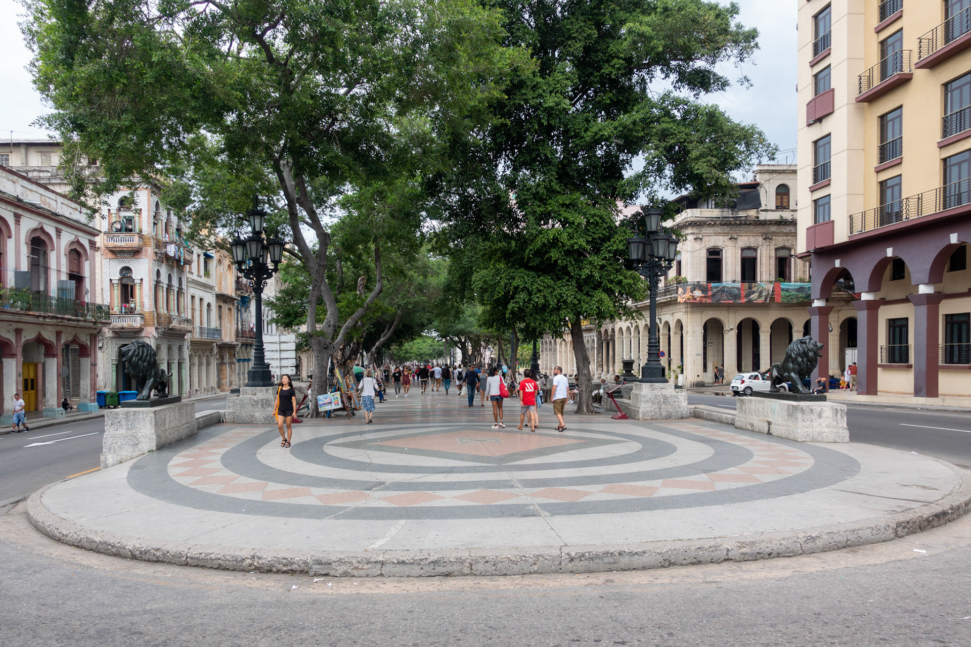 Havana:   The Prado