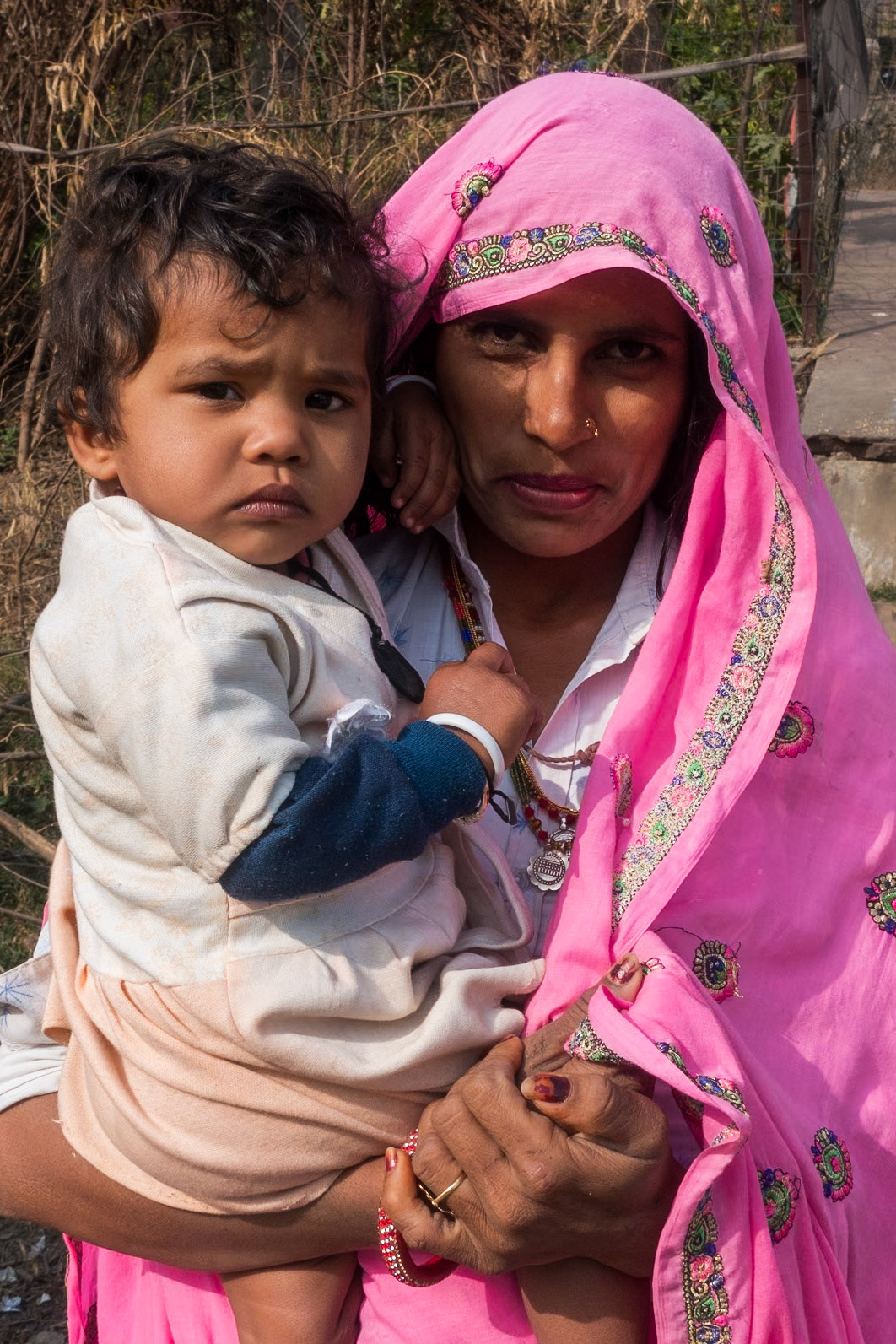 Saportra: Village walk