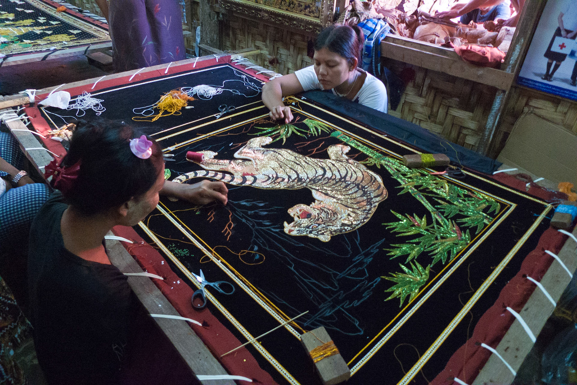 Mandalay : Embroidery workshop