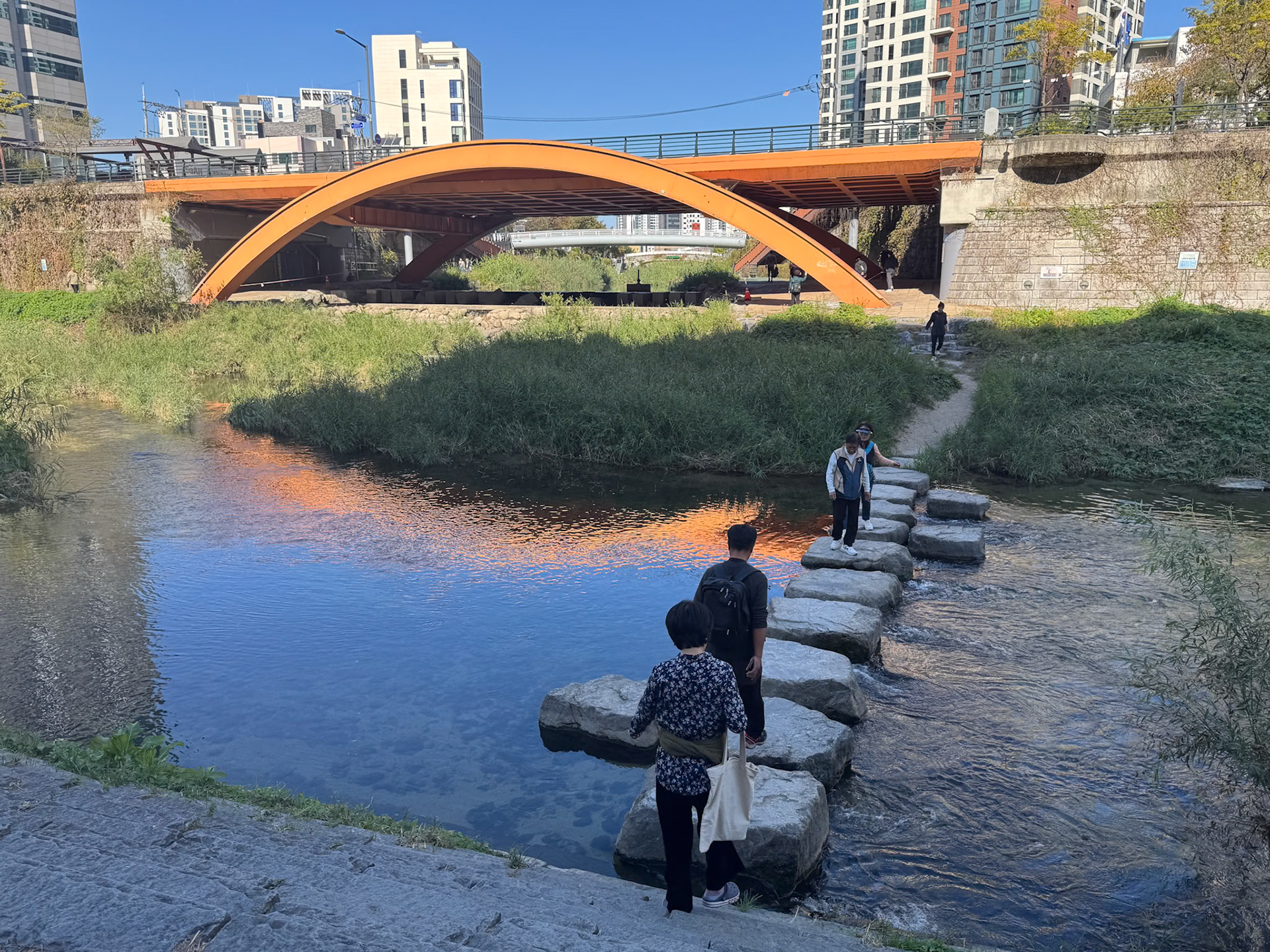 Seoul:Cheonggyecheon Stream