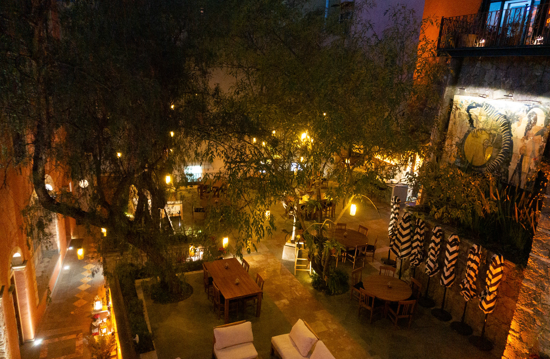 Guanajuato: Our casa at night