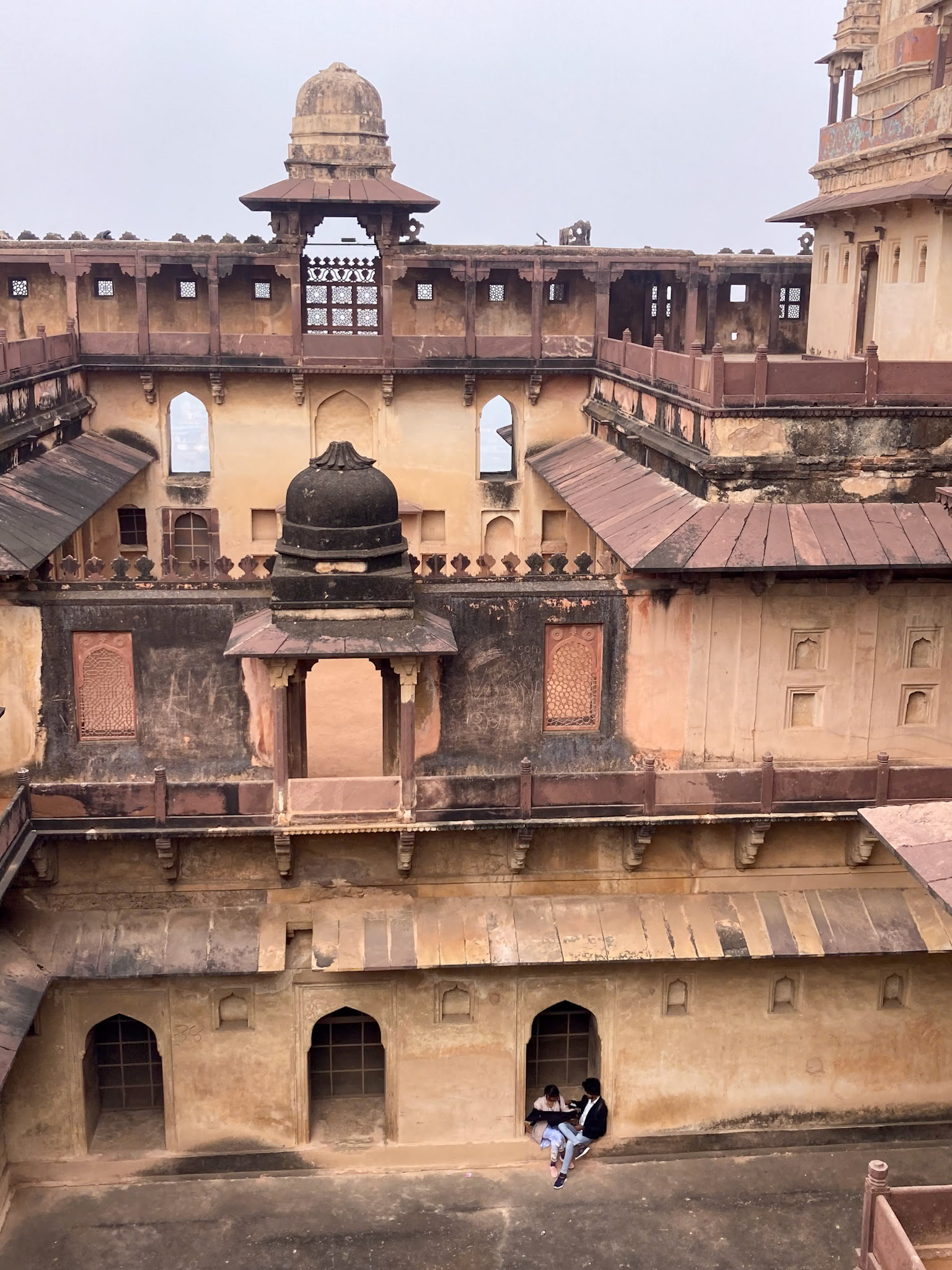 Datia: Birsingh Deo Palace