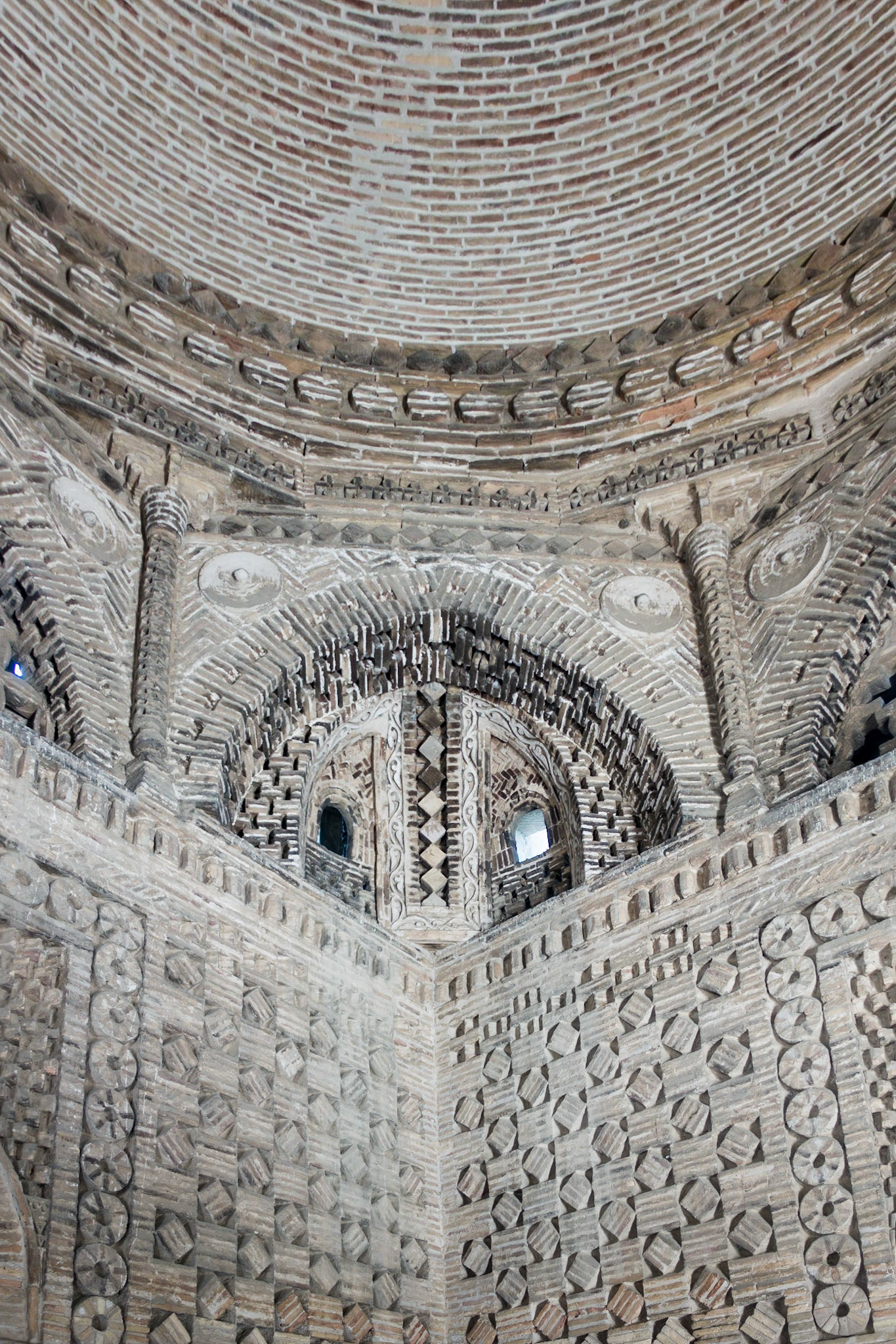 Bukhara:  Samanid Mausoleum - interior
