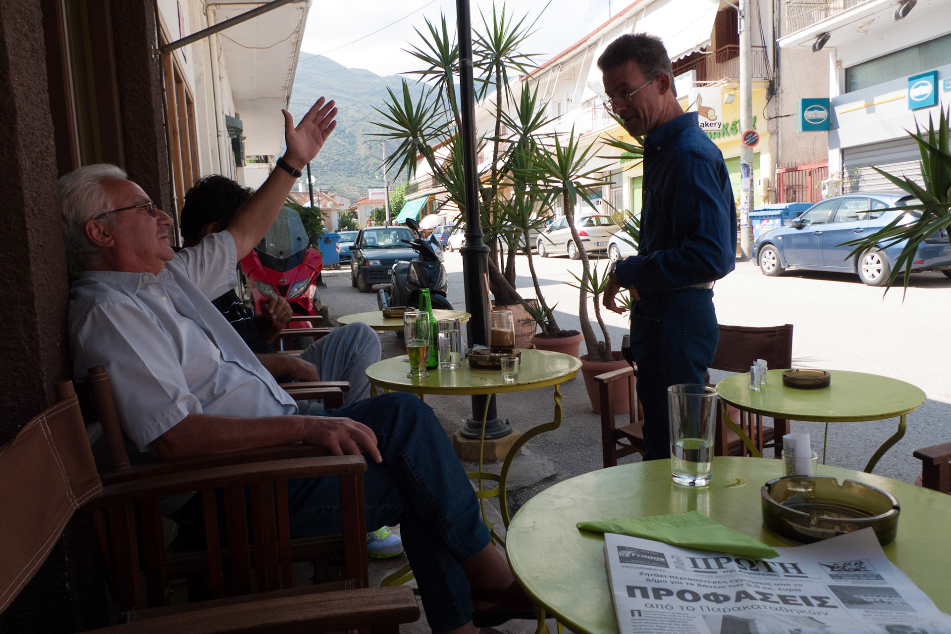 Diakofto: Local Cafe