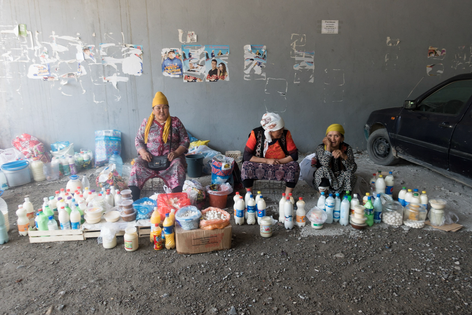 Osh: Market (car park)