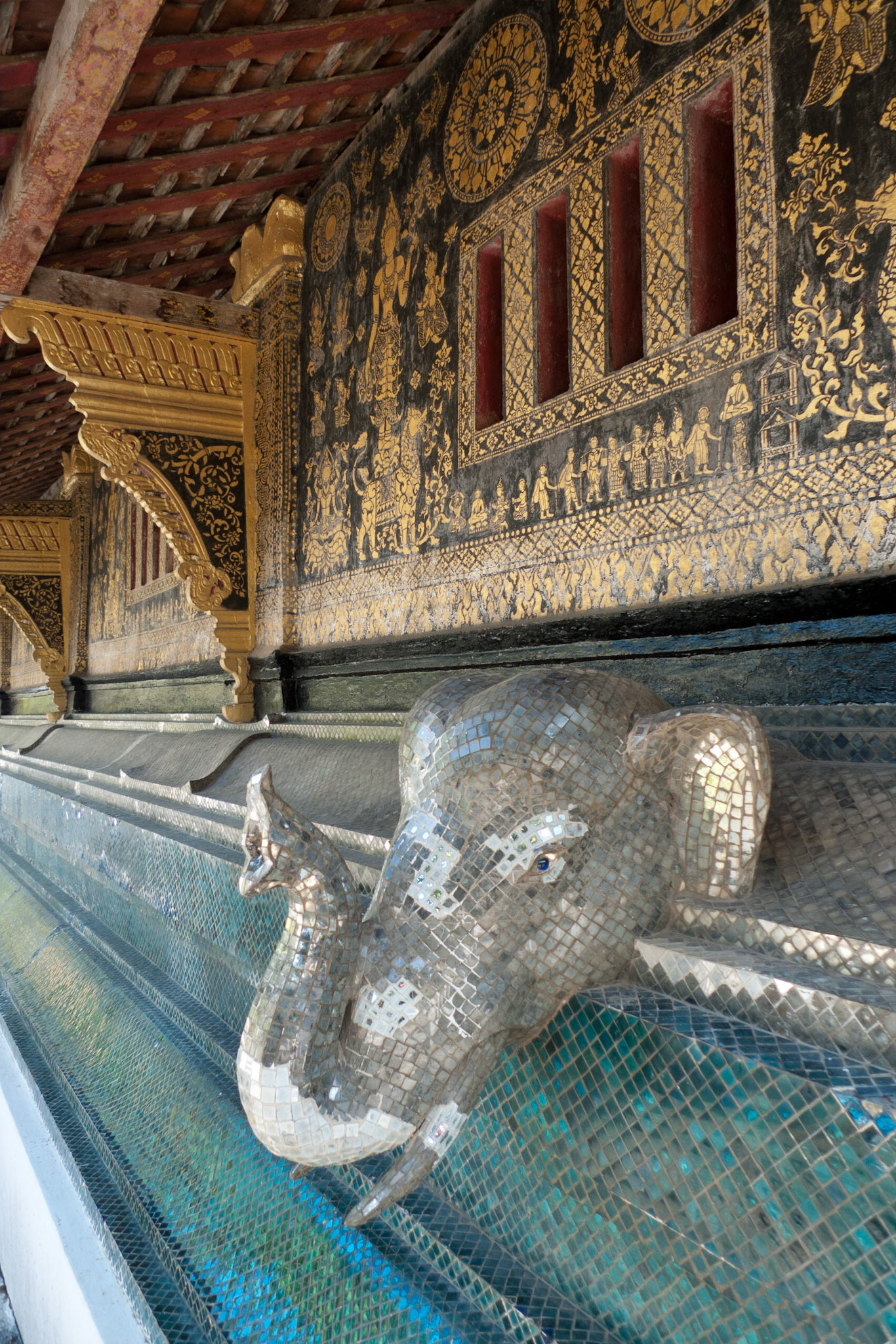 Luang Prabang: Vat Xieng Thong - Water Spout