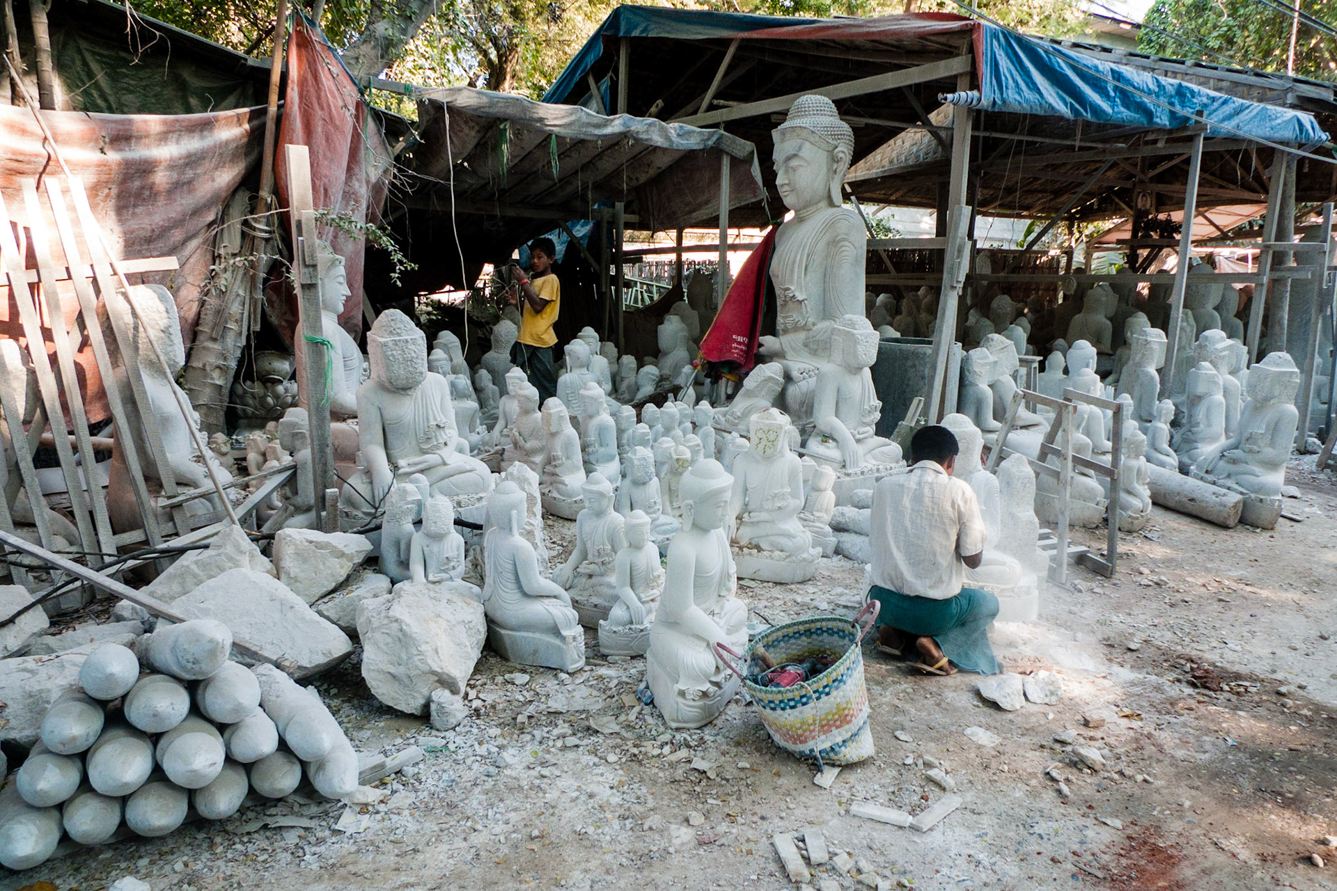 Manaday: Buddah Statue "workshop"