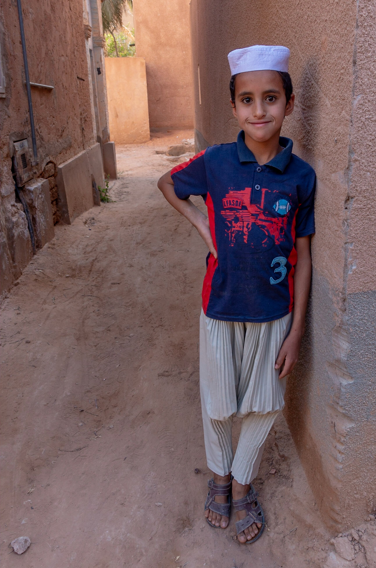 Ghardaia:  Happy to Pose