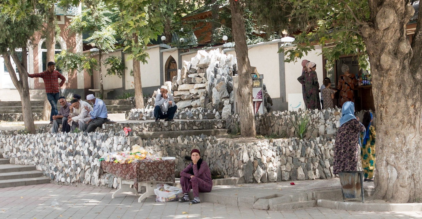 HIssor: Outside Madrassa
