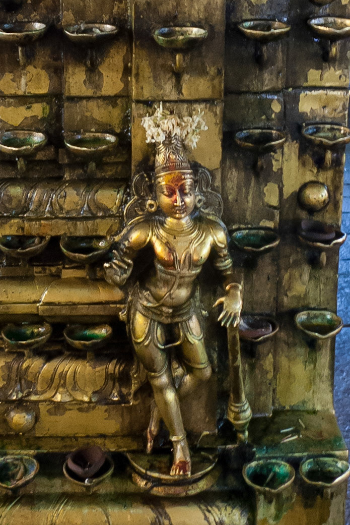 Madurai: Meenakski Temple - Parvati Oil Lamps