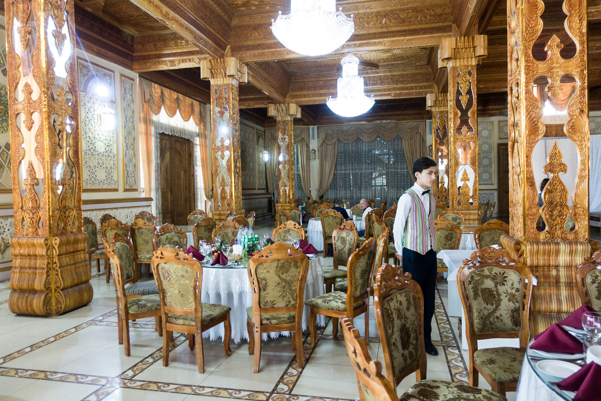 Khojand: Arbob Cultural Palace - Inside