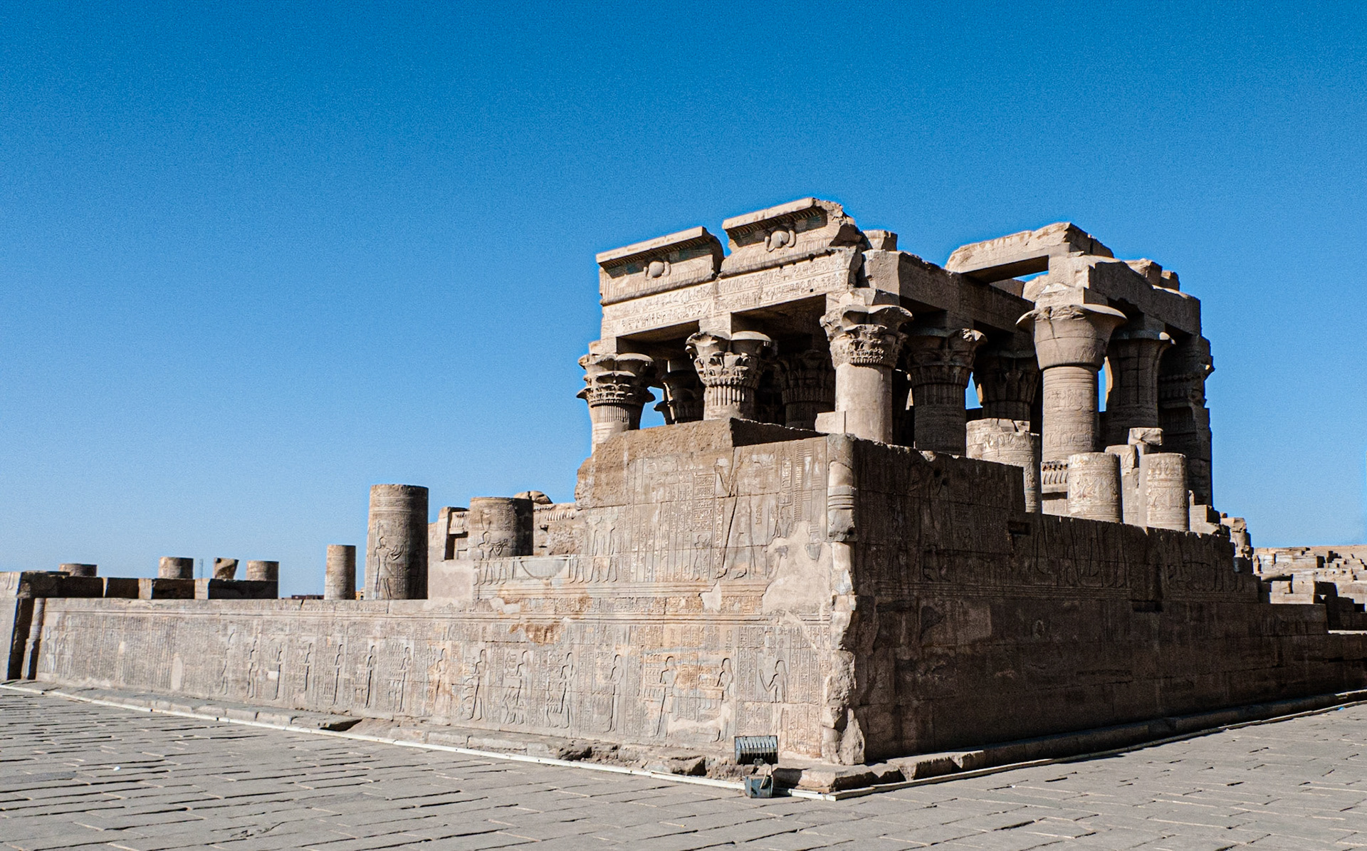 Kom Ombo: Temple of Sobek and Haroeris