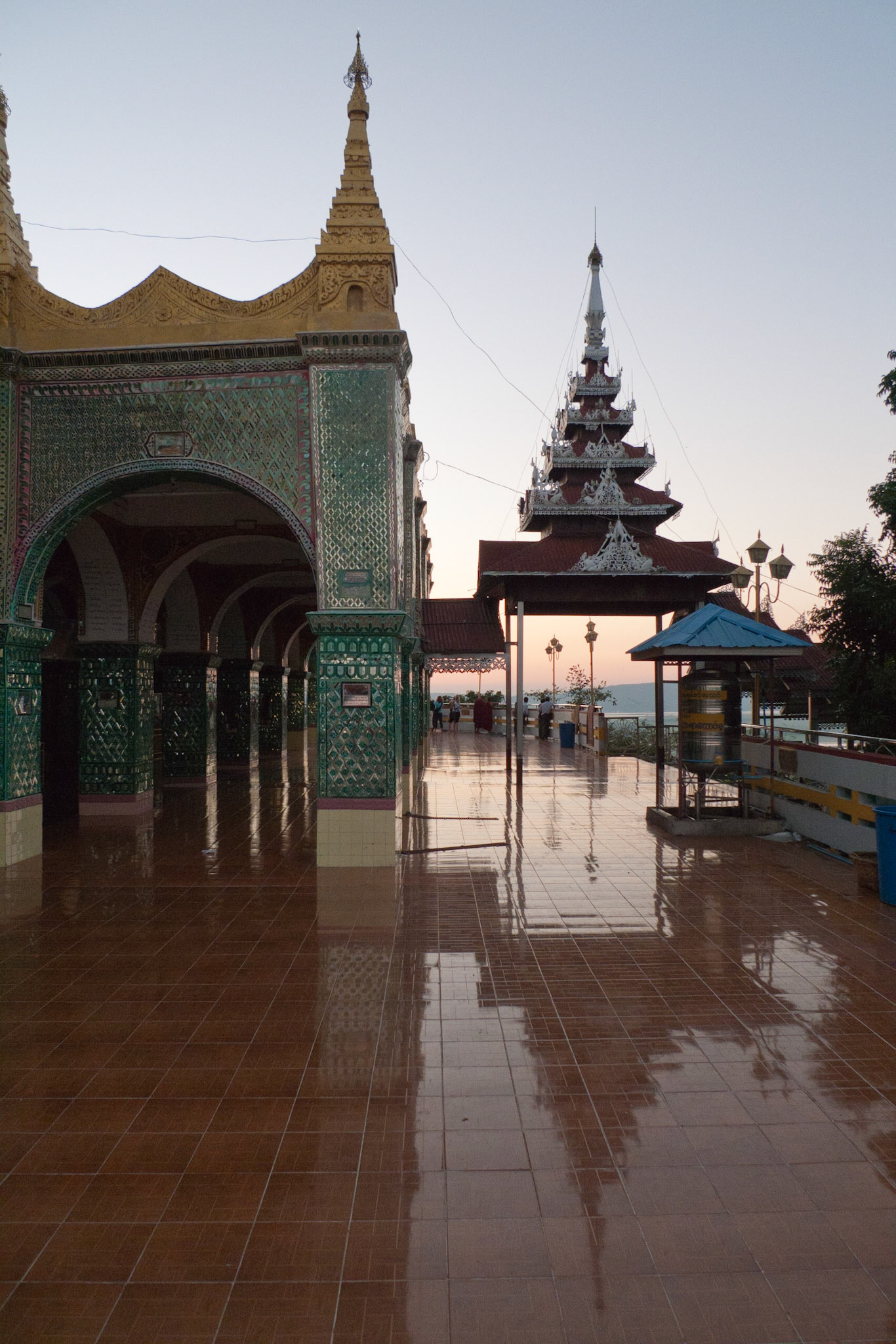 Mandalay Hill: Su Taung Pyai Pagoda