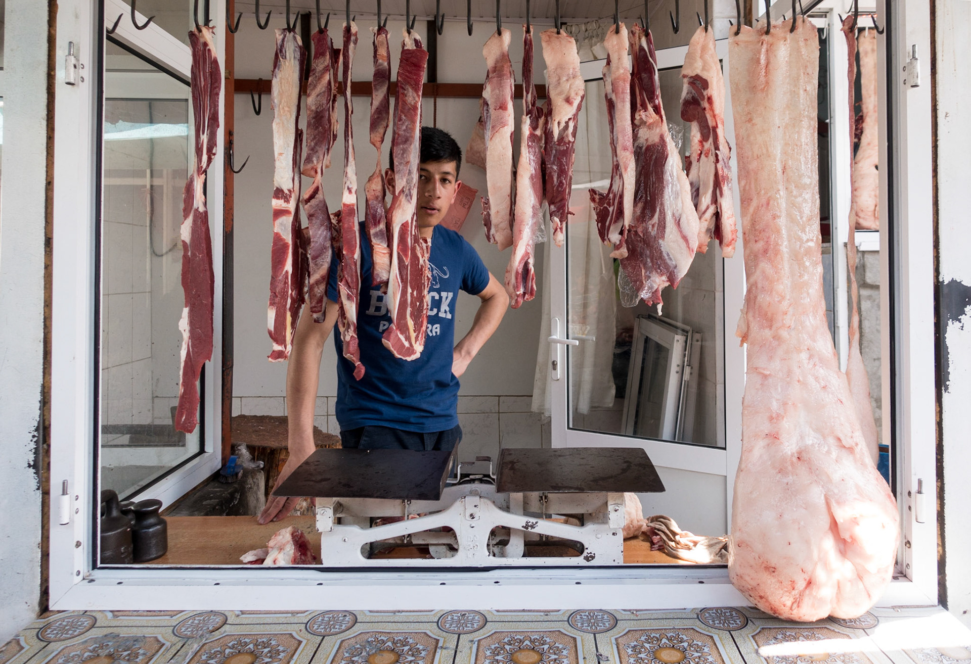 Istaravshan: Meat Curtain