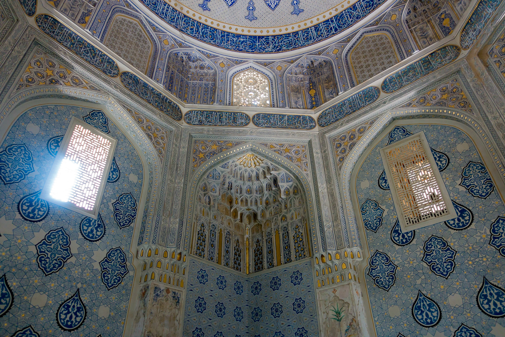Samarkand: Shirin Beka Oka Mausoleum - built by Timur for his sister in 1385