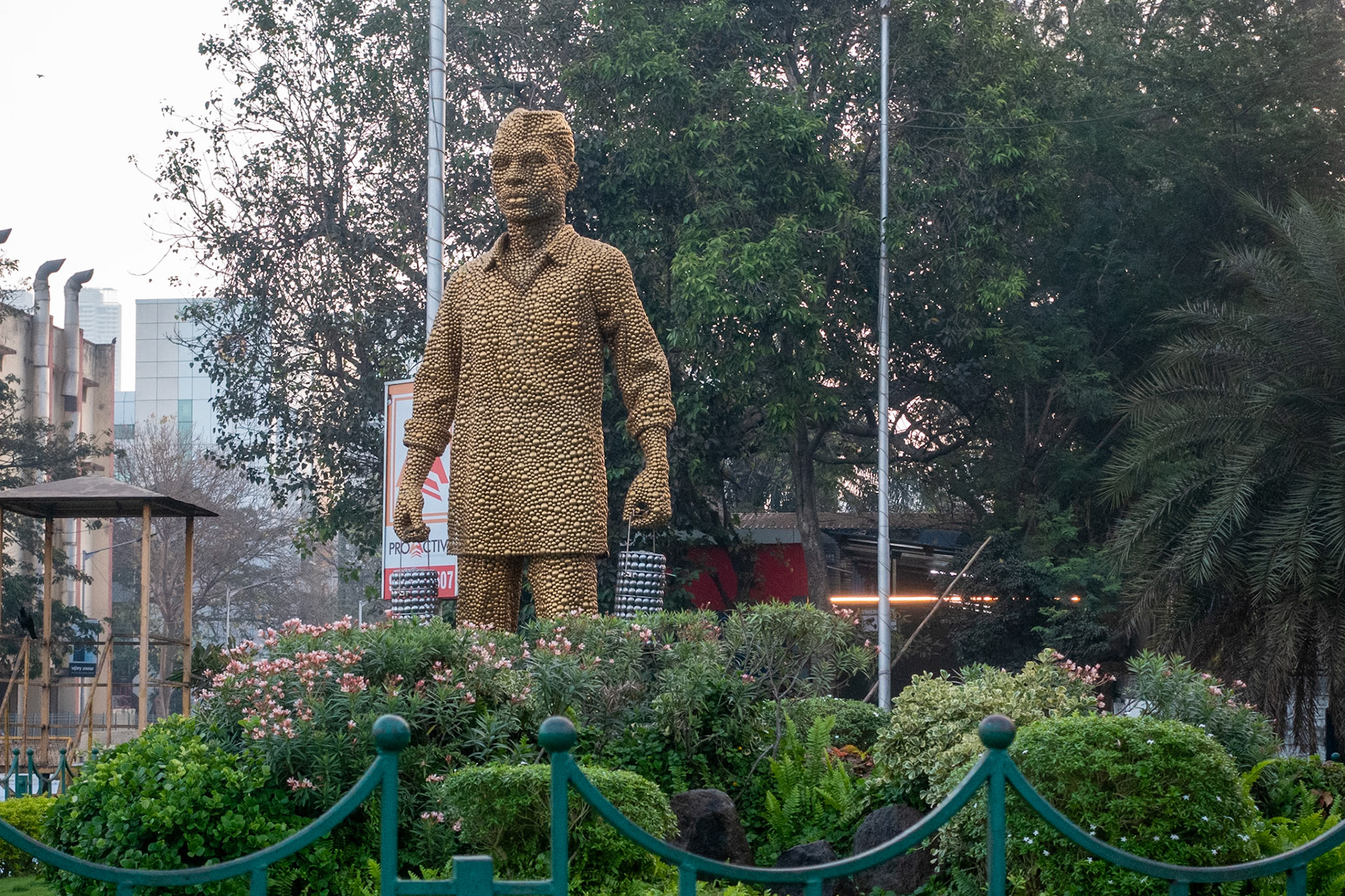 Mubai: Statue of Lunch Walla