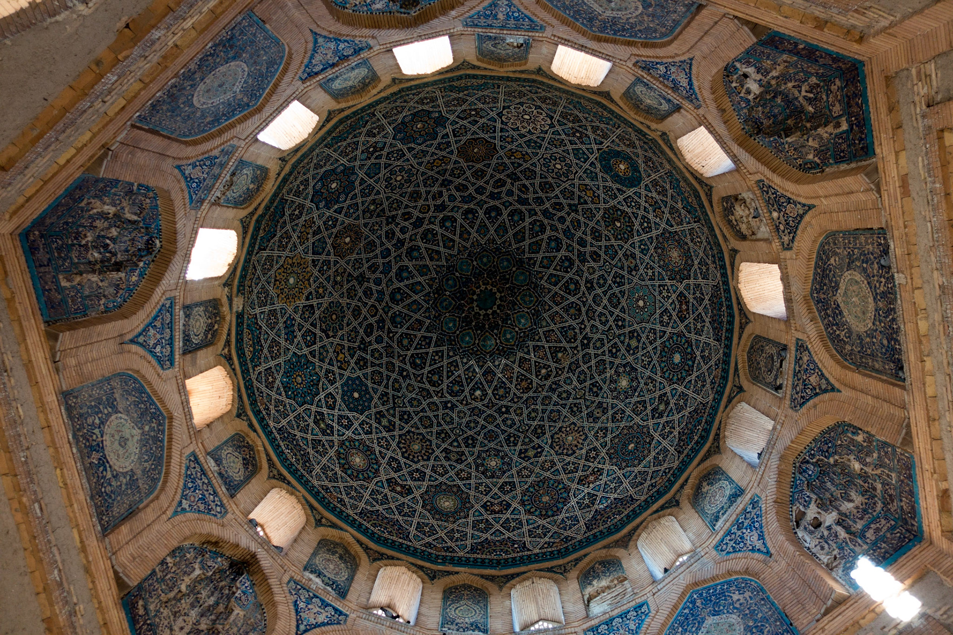 Kunya-Urgench: Turabek Hanum Mausoleum