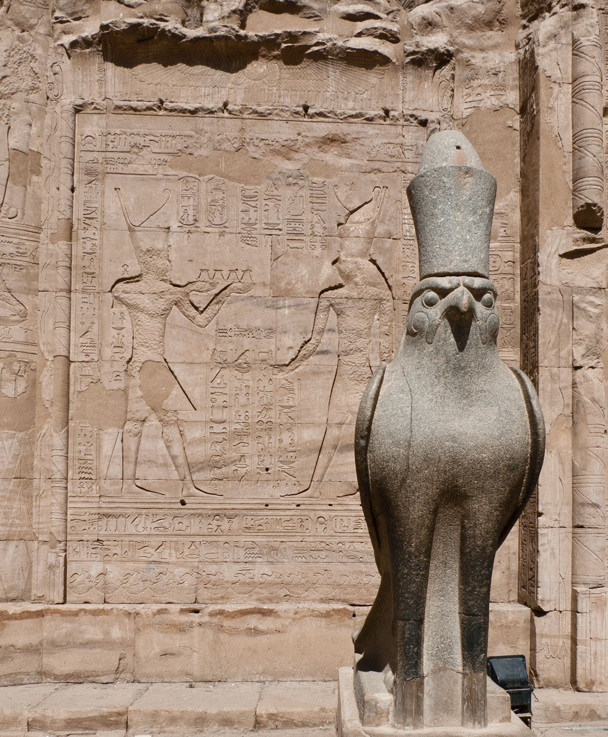 Edfu: Temple of Horus