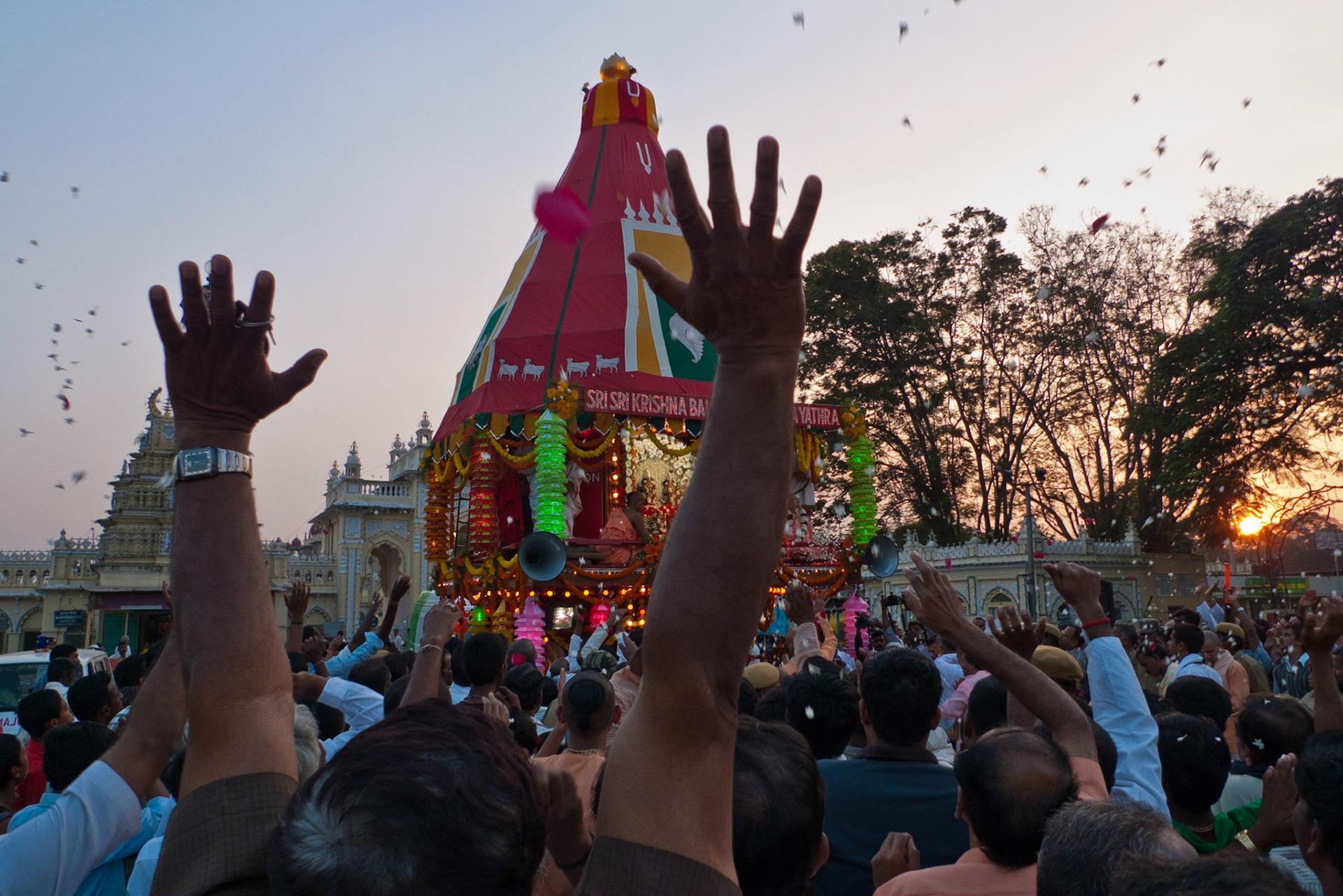 Mysore: ISKCON procession