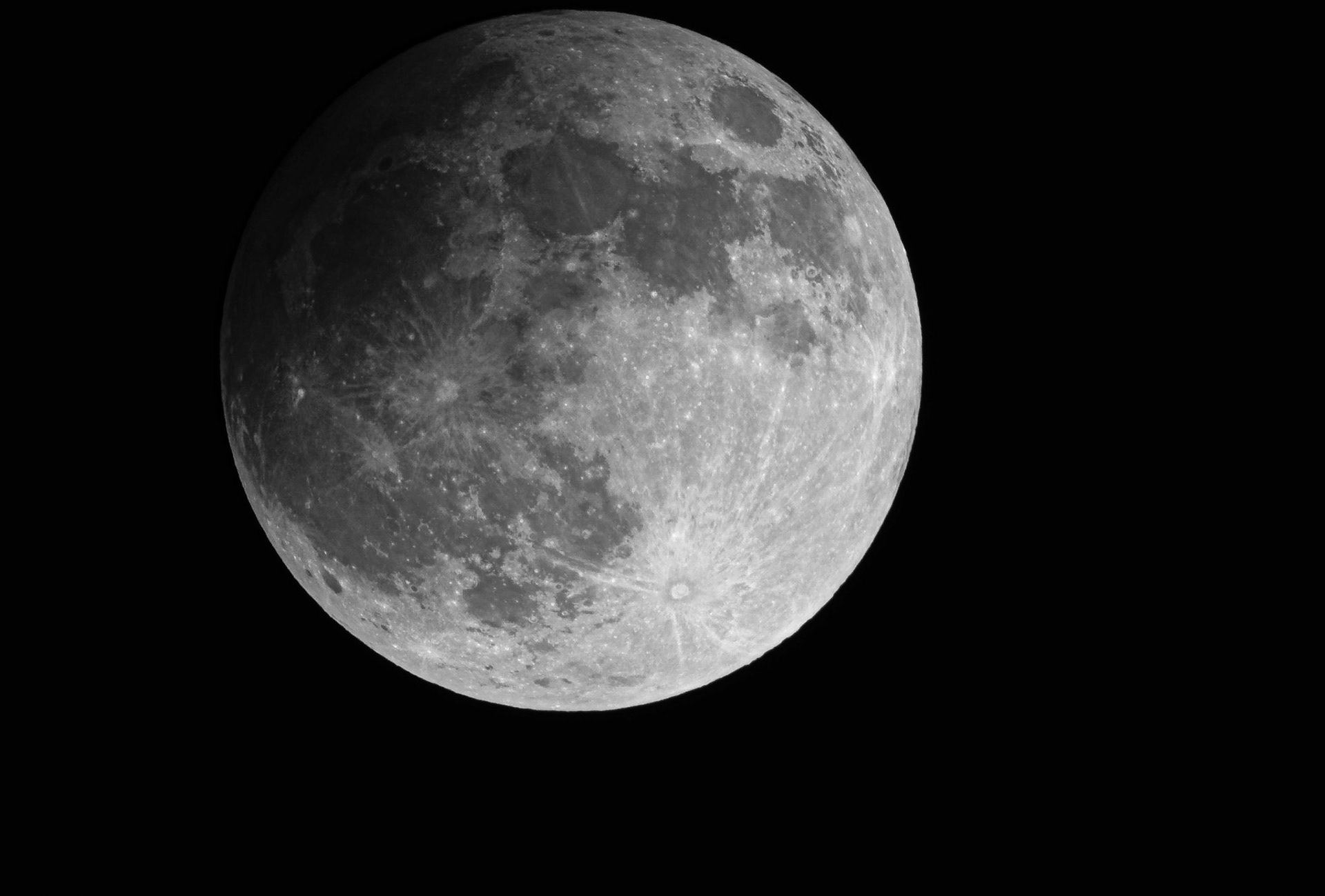 Partial Lunar Eclipse (09/17/24)