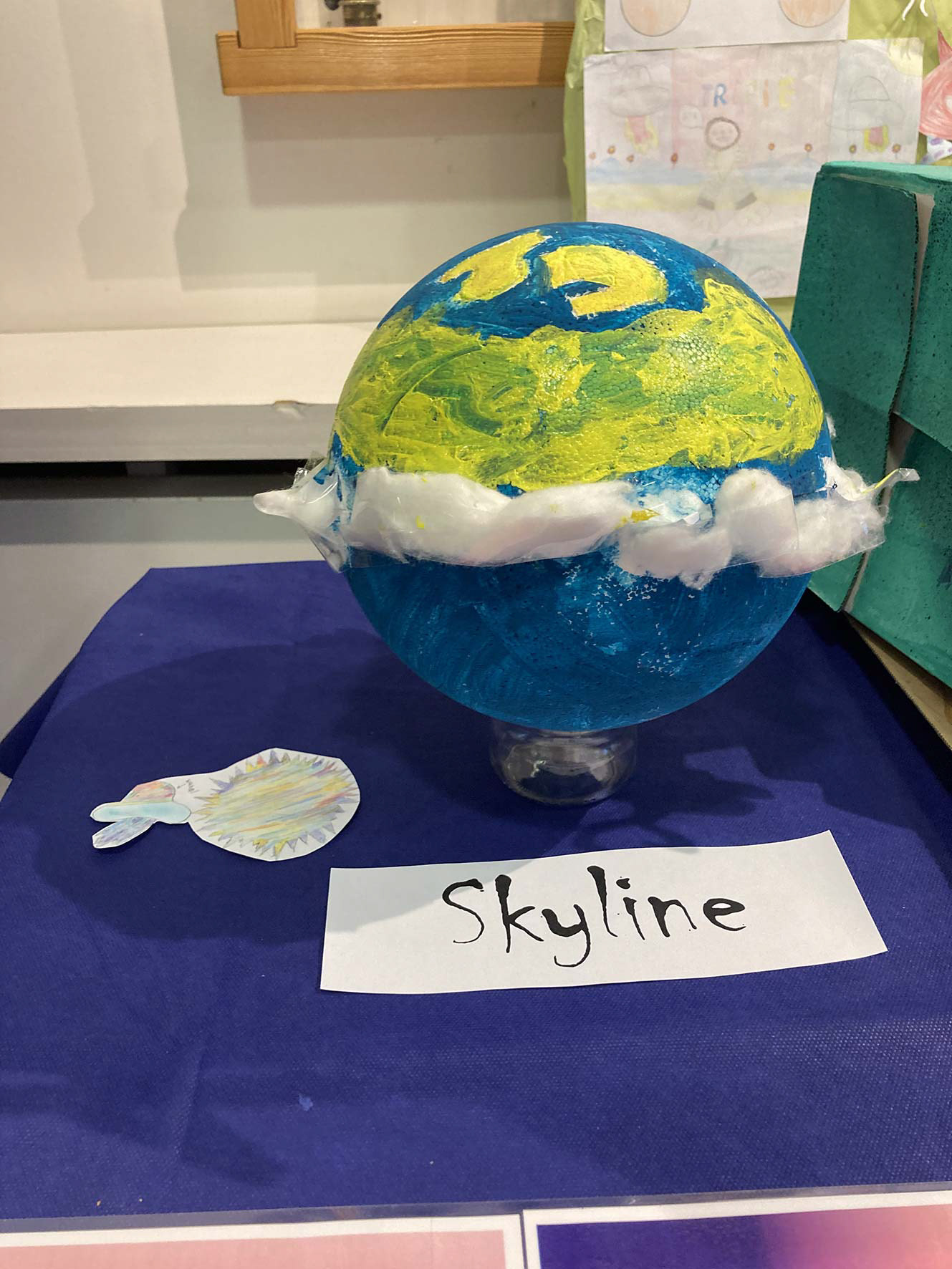 L'exolune Skyline, satellite naturel de la géante gazeuse Givrali