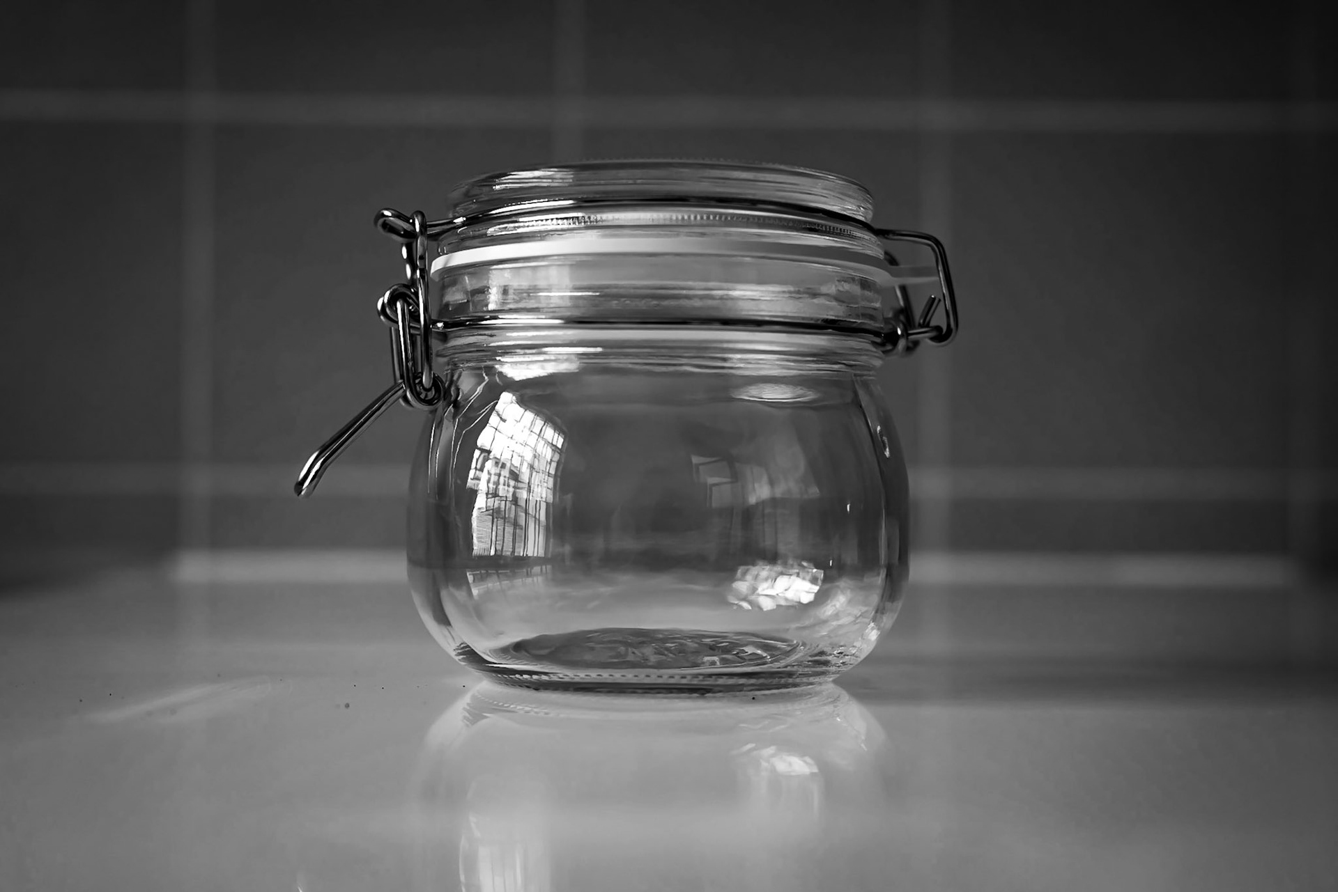 Stayhome Black and White series