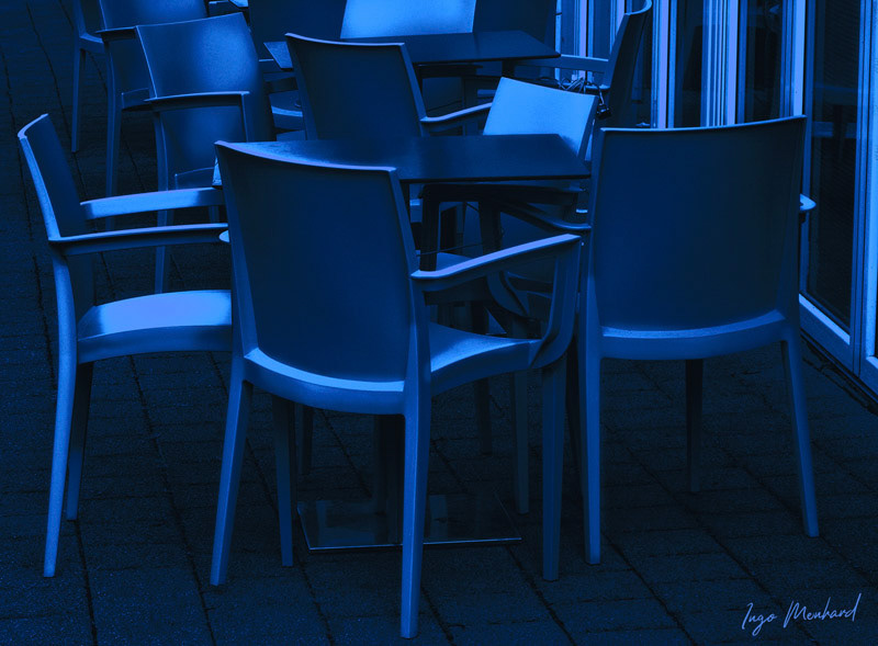 Empty chairs are waiting for new guests.