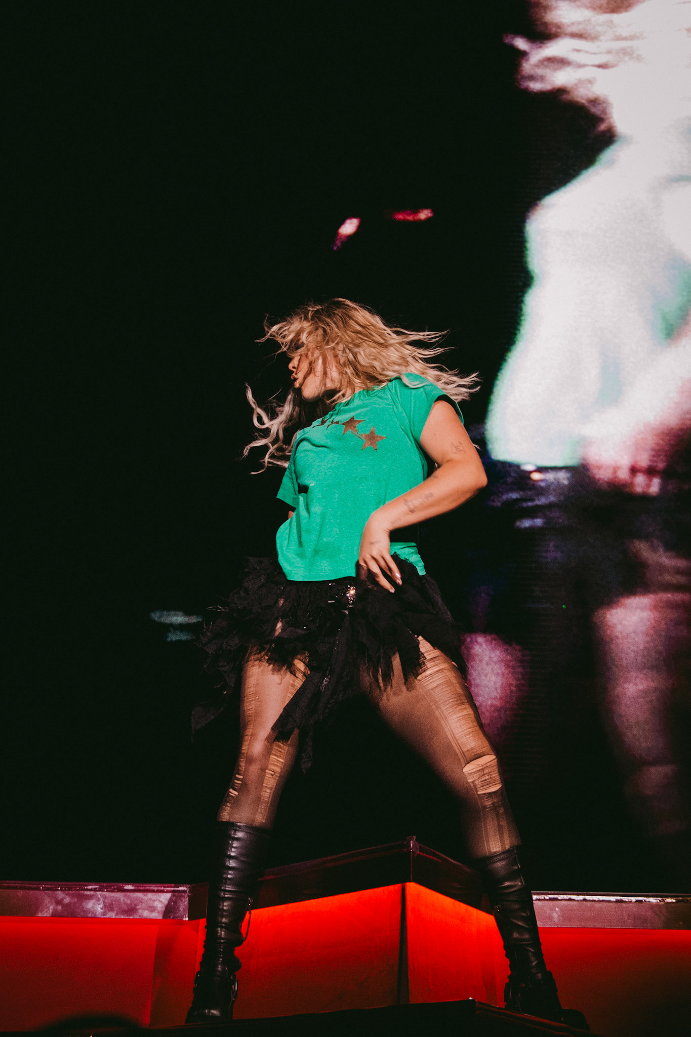 renee rapp | all things go