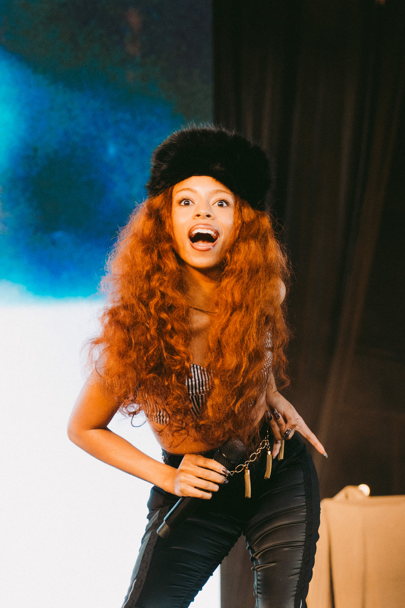 ravyn lenae | all things go