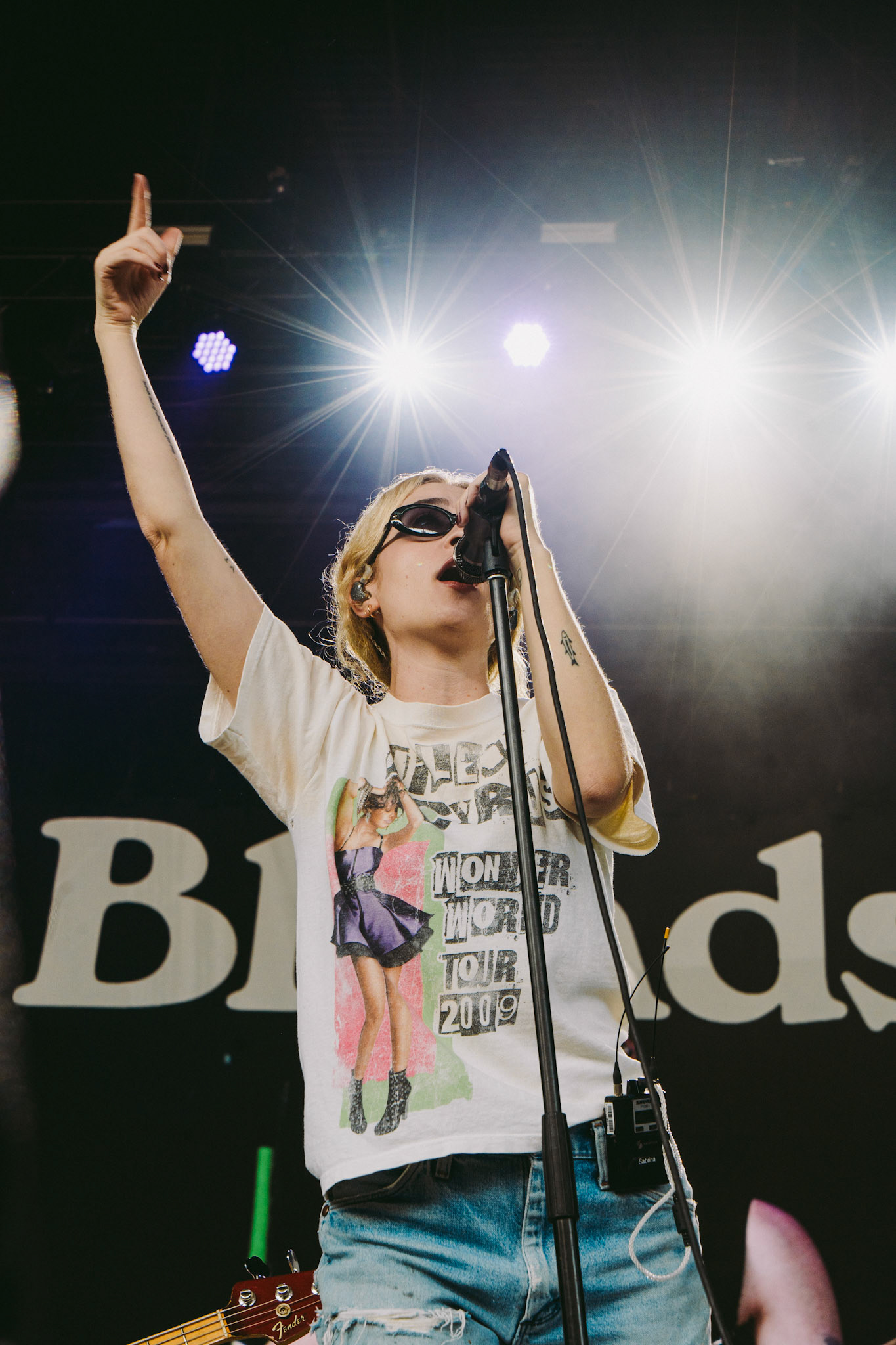 blondshell | all things go