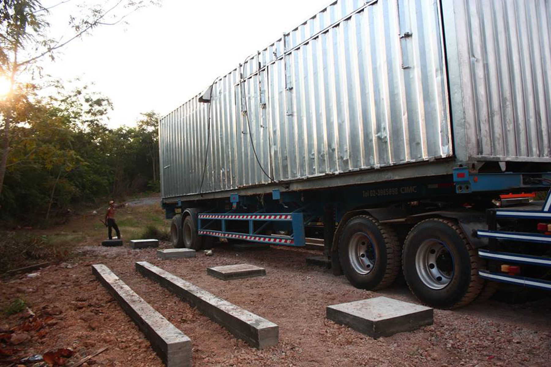 THE RELOCATION OF A GOOD CONTAINER