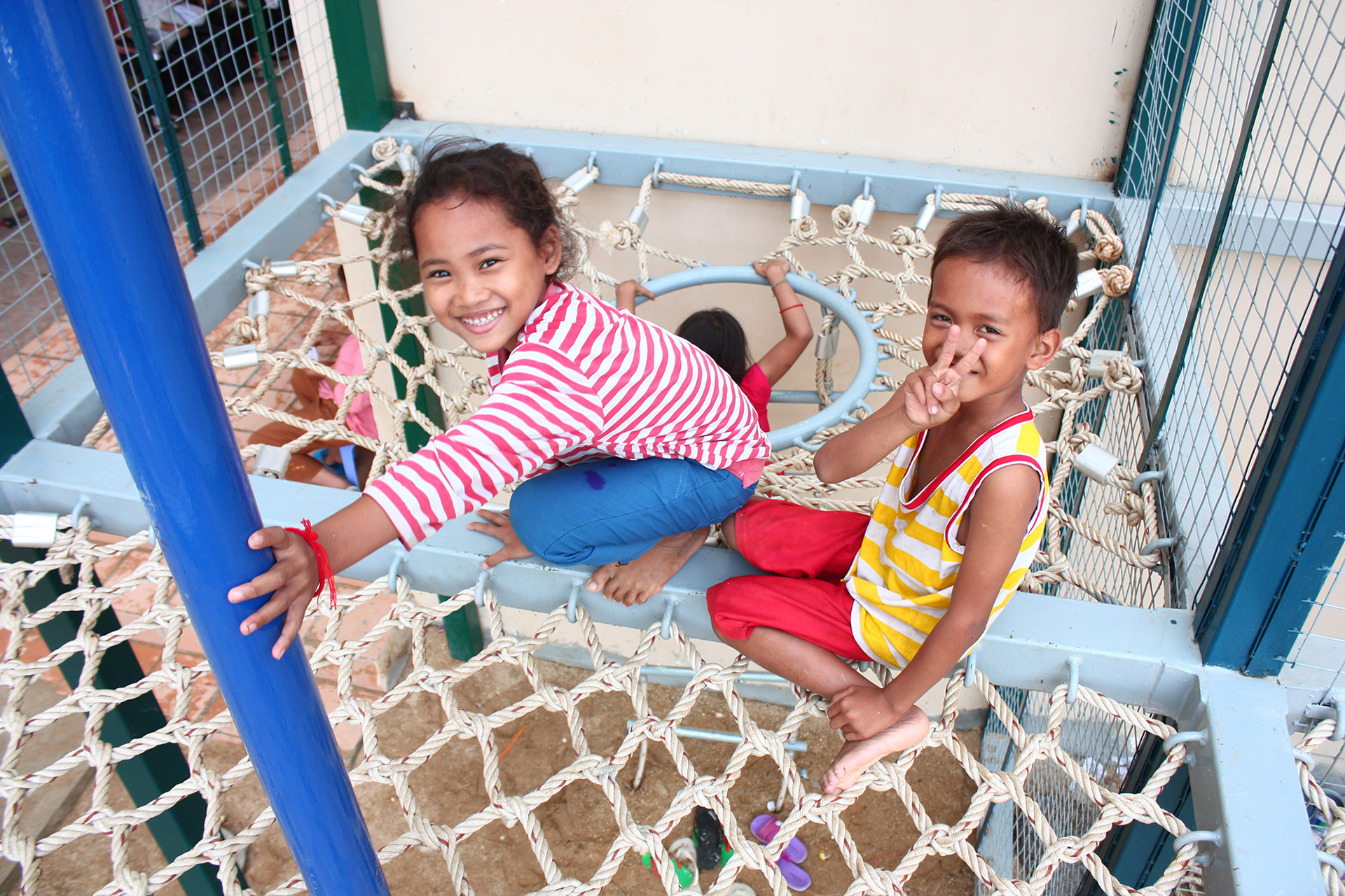 KIDS PLAYING IN THE PLAYGROUND – ZONE 1 - AFTER COMPLETION