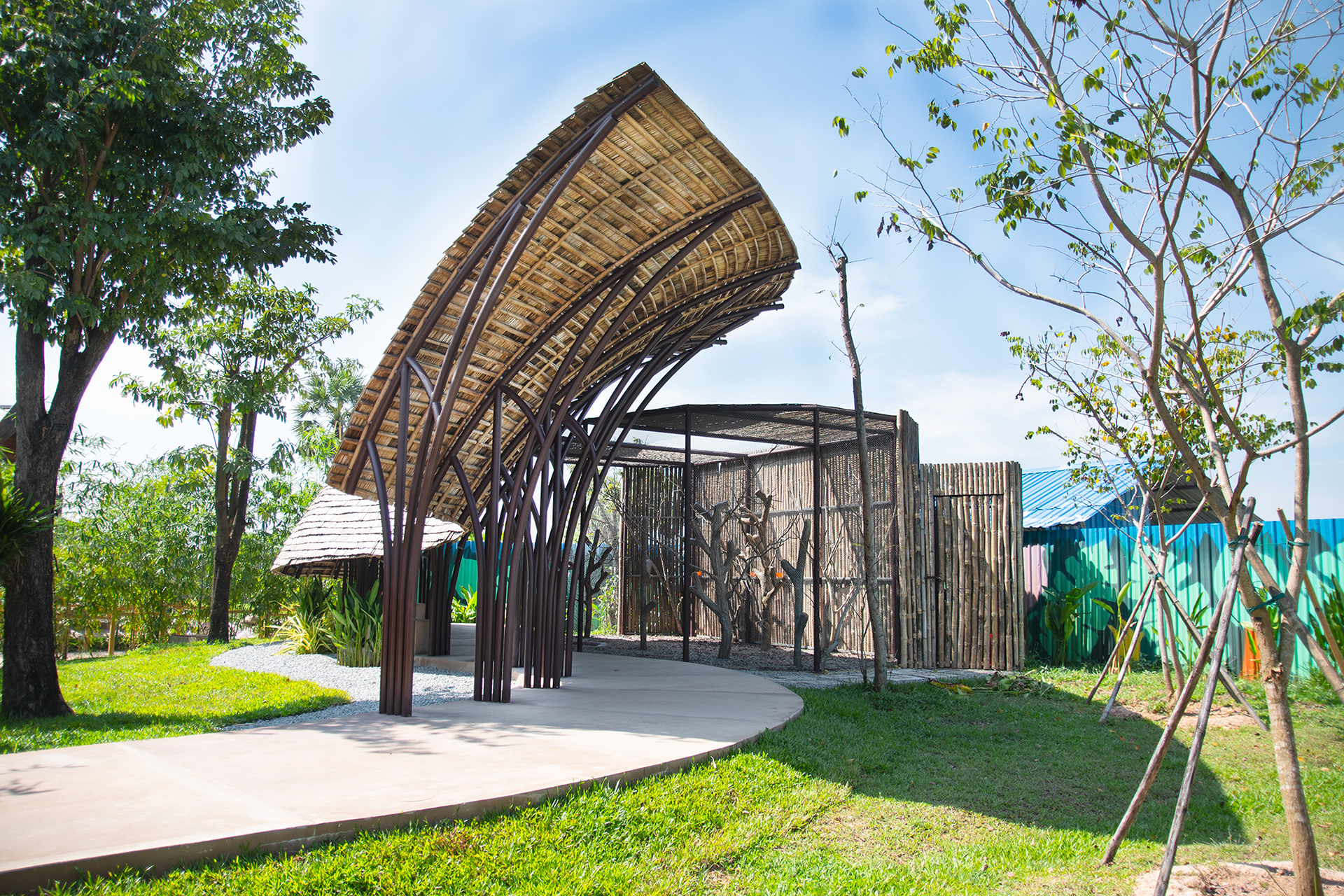 THE AVIARY CANOPY