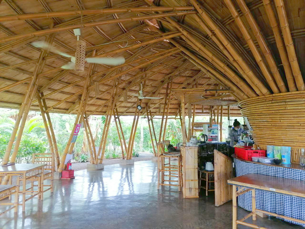 THE RESTAURANT