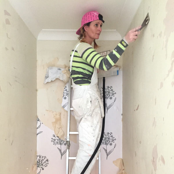 Wallpaper removal