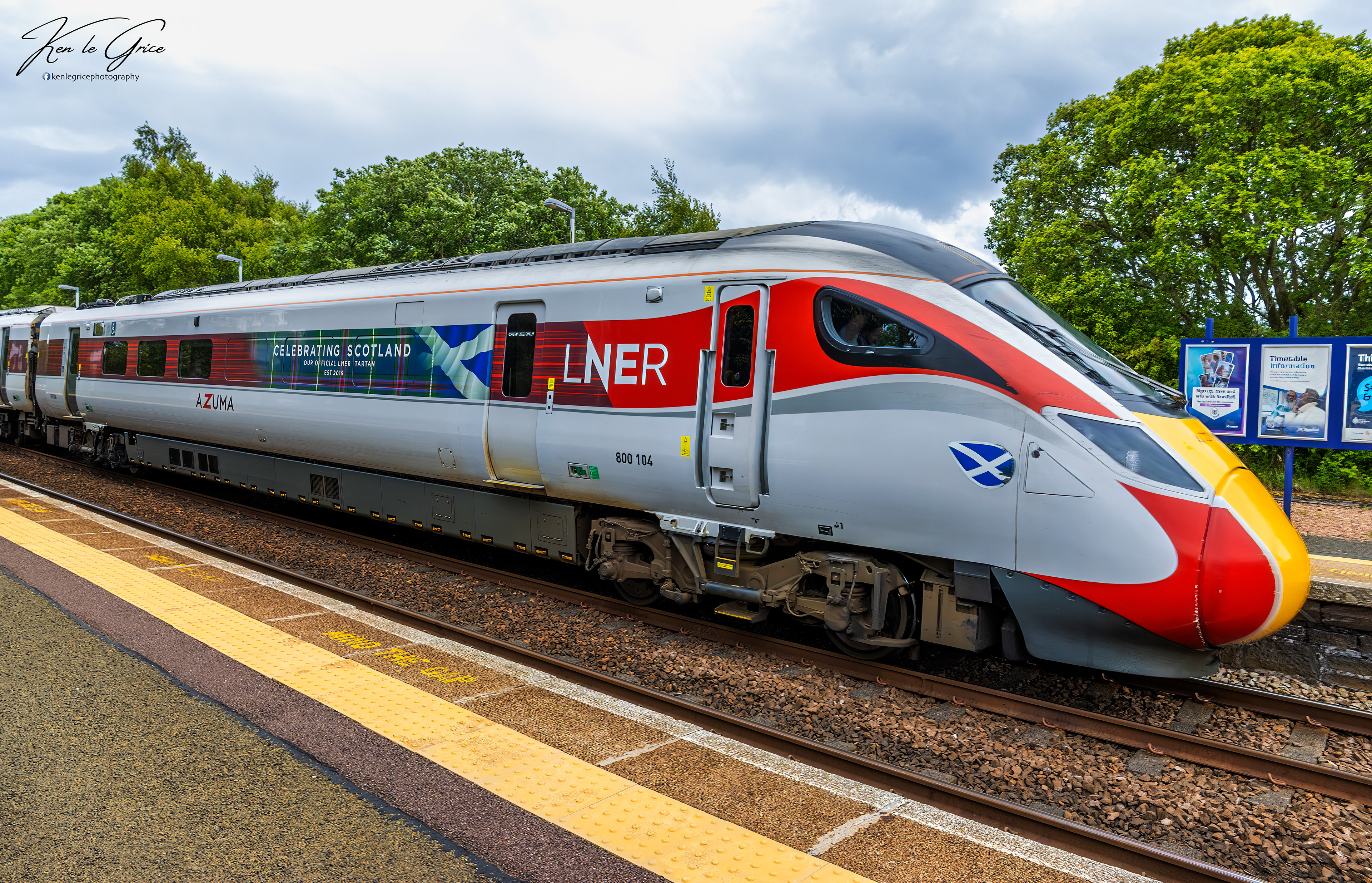 LNER Azume Scotland livery