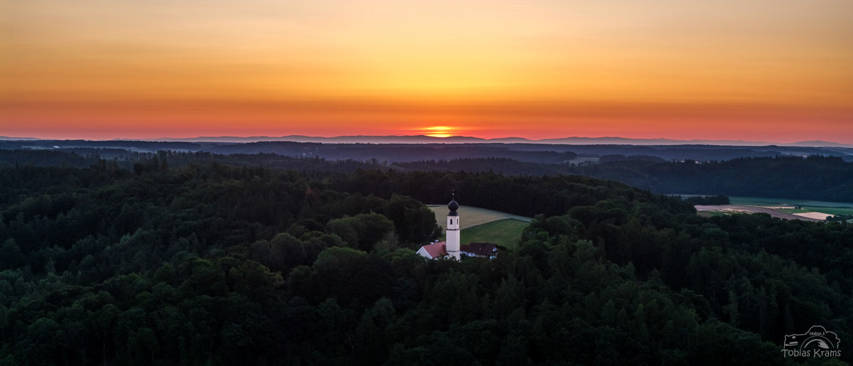 Sonnenaufgang - Mettenbach 2025