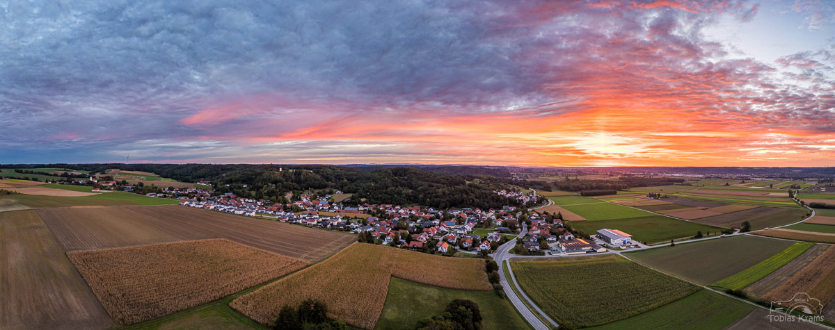 Sonnenaufgang - Mettenbach 2024