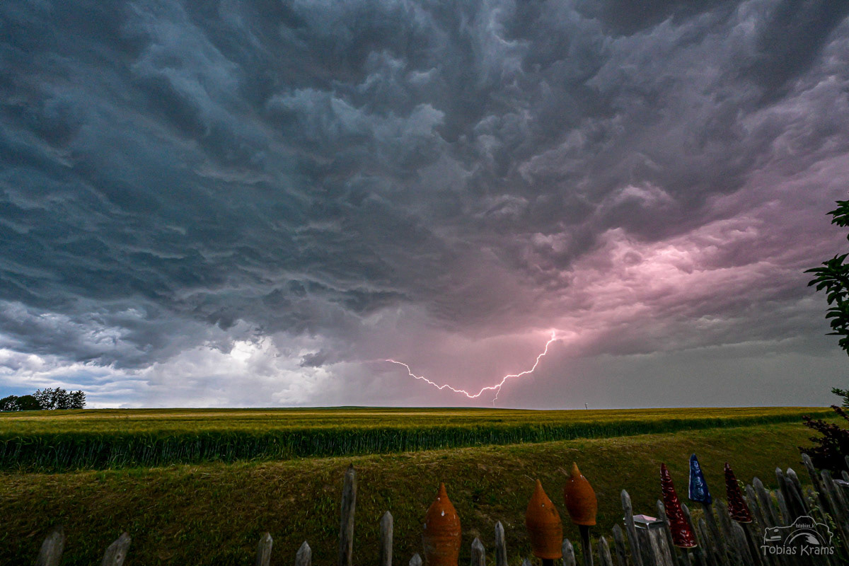 Gewitterwolken - Mettenbach 2025