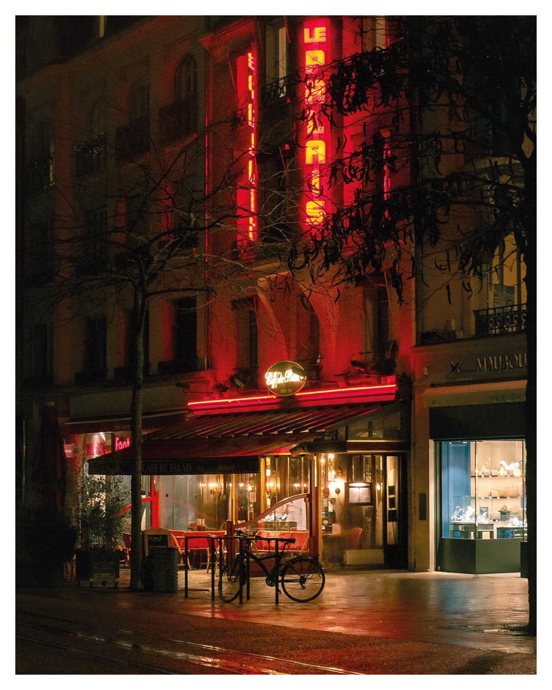 hotel restaurant