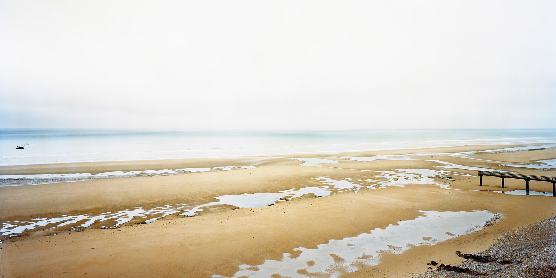 View the scenes #702 #Field #Death #WWII #Vierville-sur-Mer #CE2011 #70x140cm​​​​​​​