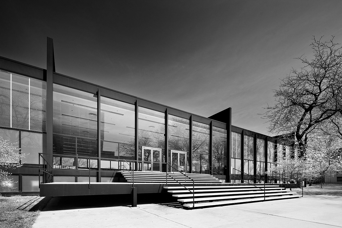 Pete Sieger's Portfolio - Mies van der Rohe In Chicago