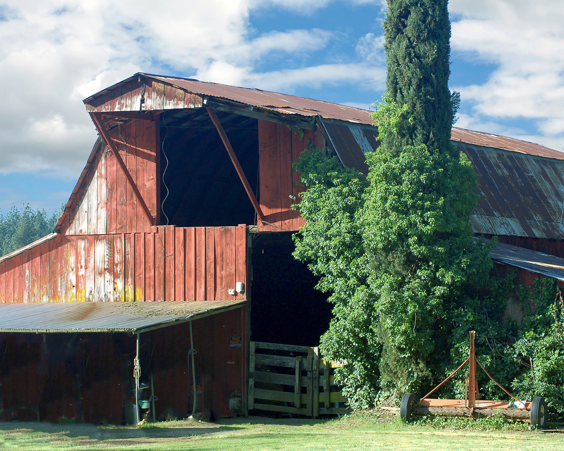 Lower Colfax Barn
