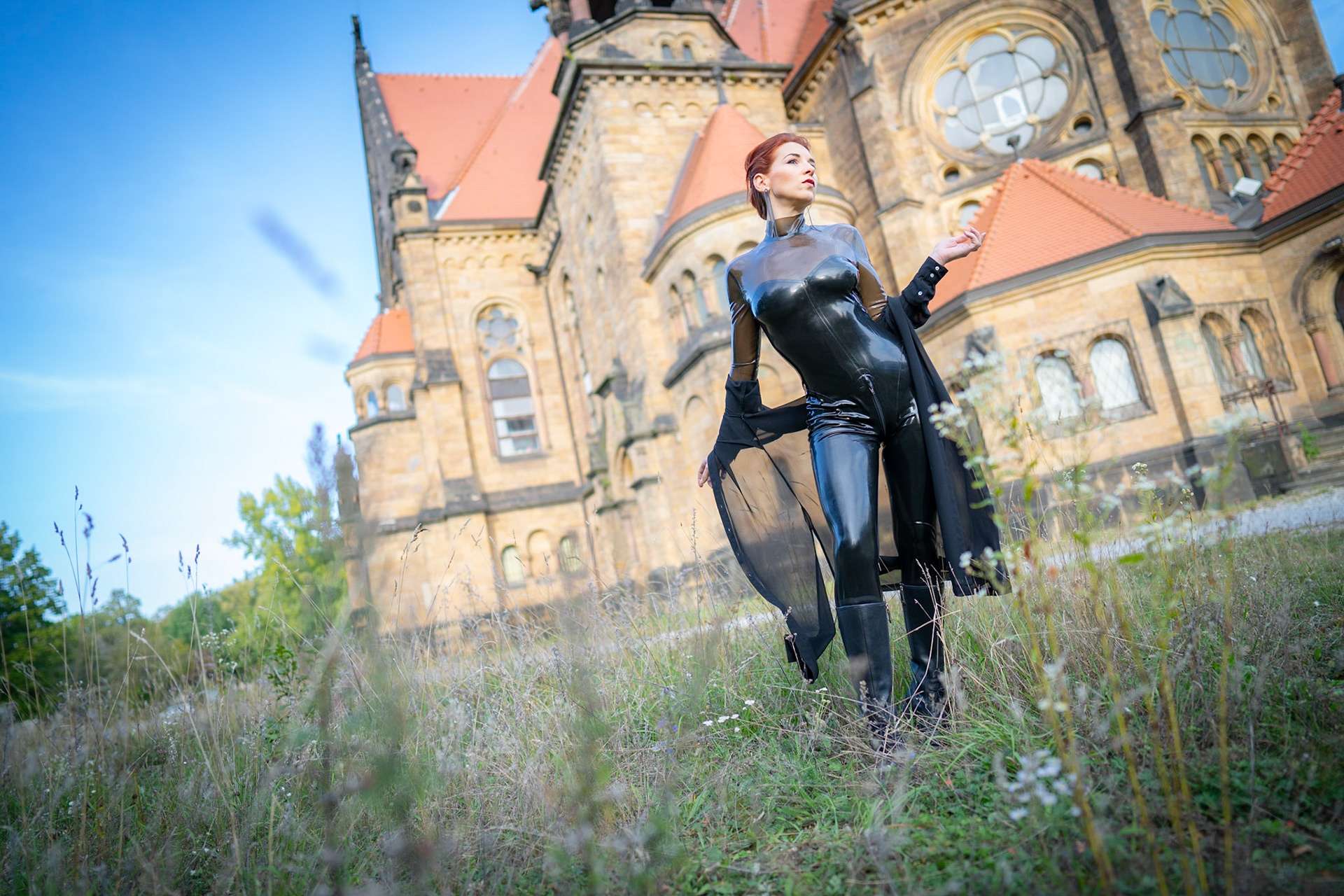 Lady Destiny - @destiny_van_dawn