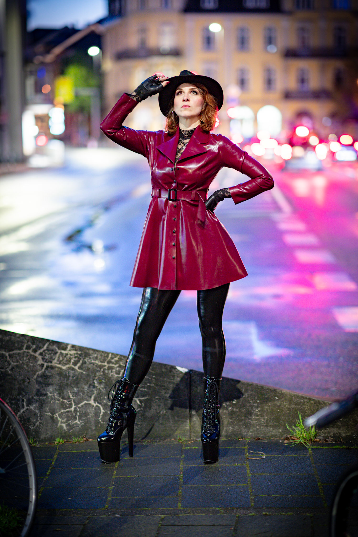 Lady Destiny - @destiny_van_dawn